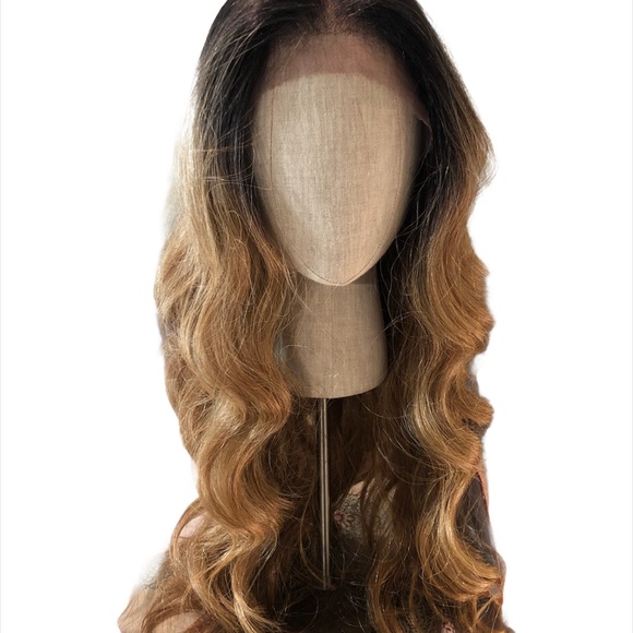 Wig - Picture 2 of 3